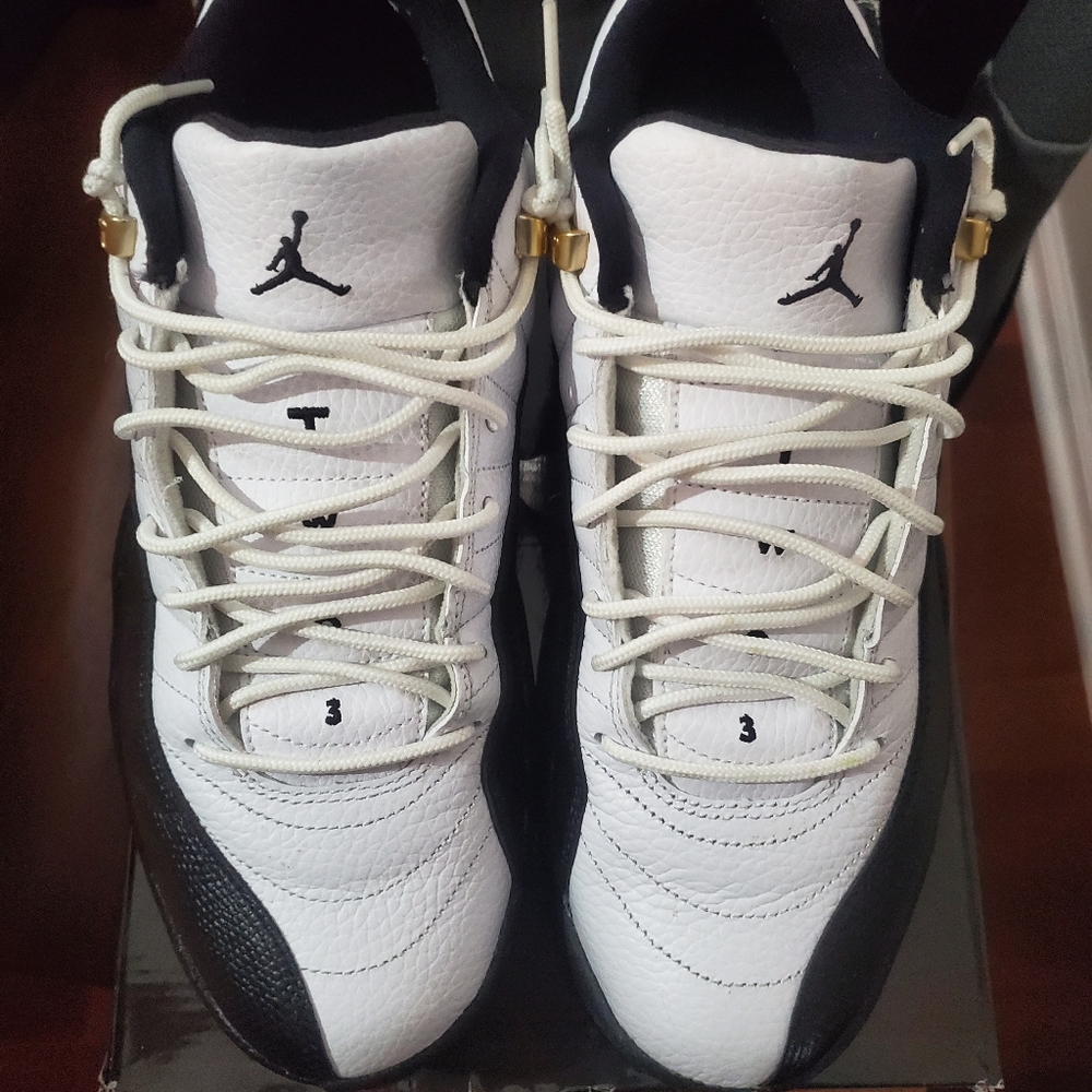 Retro Jordan 12 Taxi Low